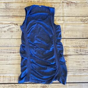 Calia by Carrie Underwood athletic tank top size medium.